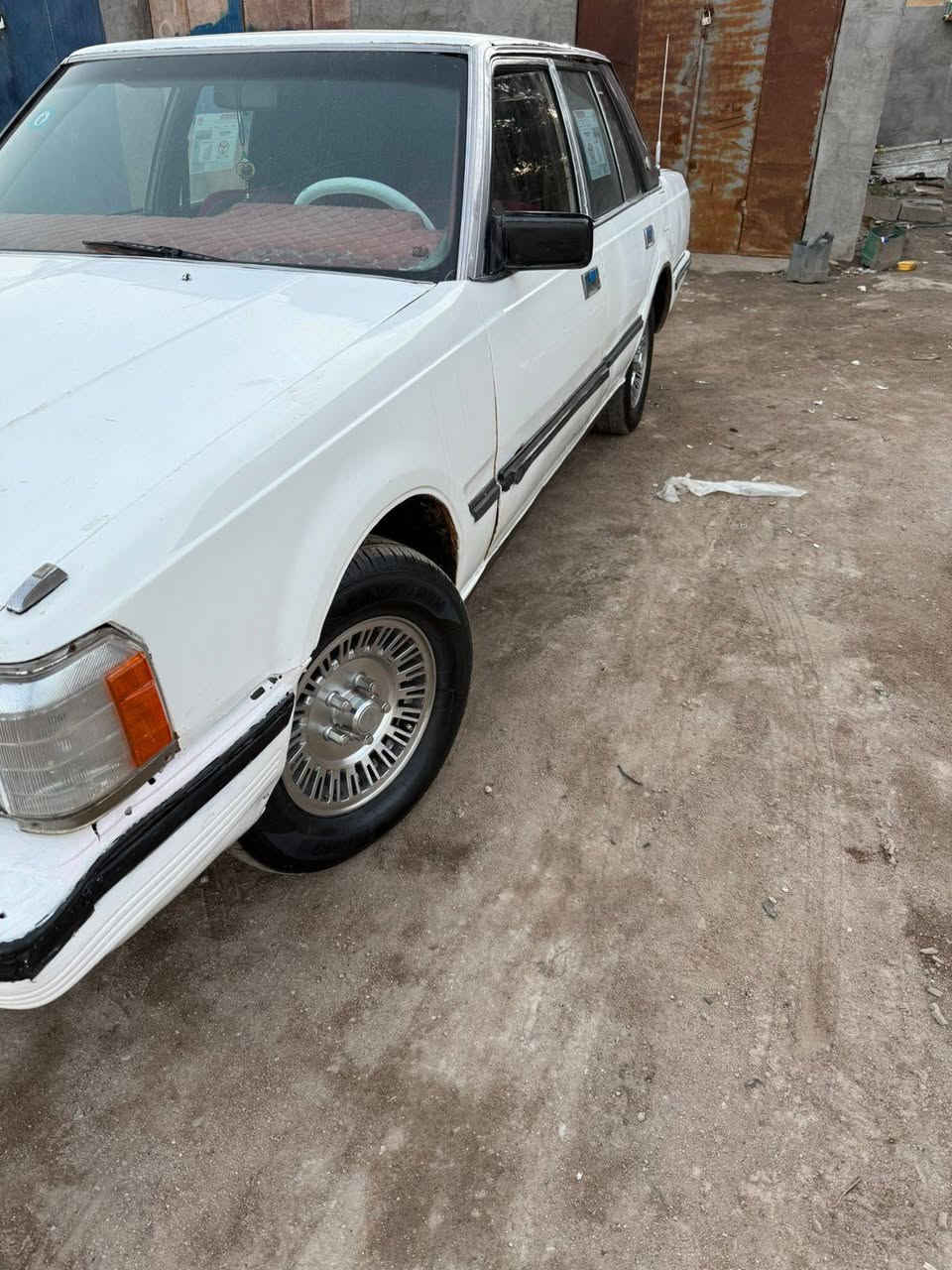 سلام وعليكم سوبر موديل 85 مكينه وكير كارتون  تريك 180 راقم بغداد دولي سنويه ل 30 طخم تاير حداده جديده مكان بصره الزبير. ***********  سعره 33بيه مجال
