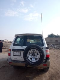 لاندكروز • ٢٠٠٢ • رقم بغداد