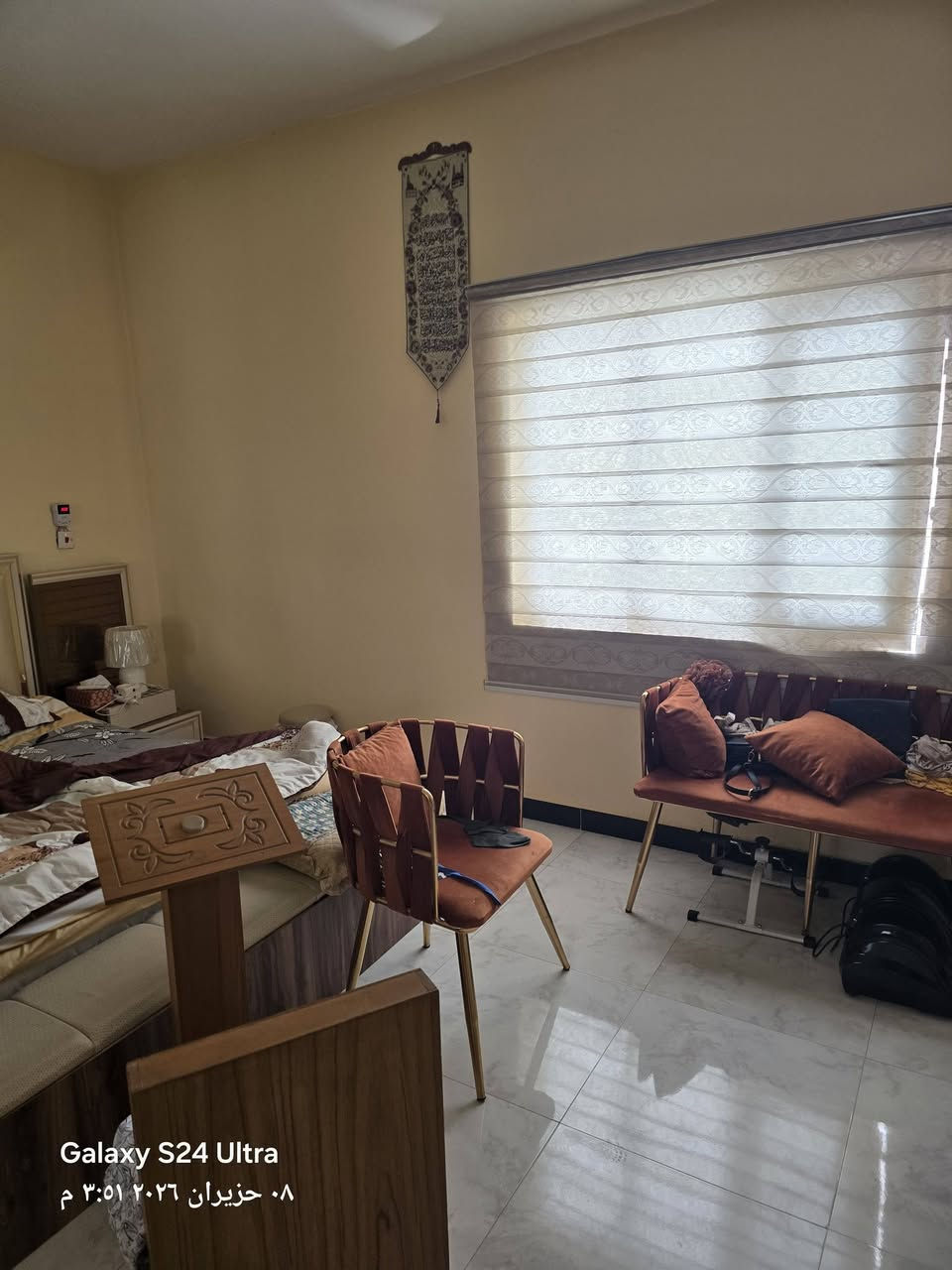 شقة سكنيه في مجمع الامل 1، رقم العمارة 28 رقم الشقة 6، المساحة 110، بالكونات العدد 2 غرفتين نوم 2 وهول وحمامين ومطبخ، المكان قرب الجامع والخدمات كافة حديقة وسنتر الساعة والمحلات السعر، 180 قابل للتفاوض، للتواصل  *********** واتساب.
