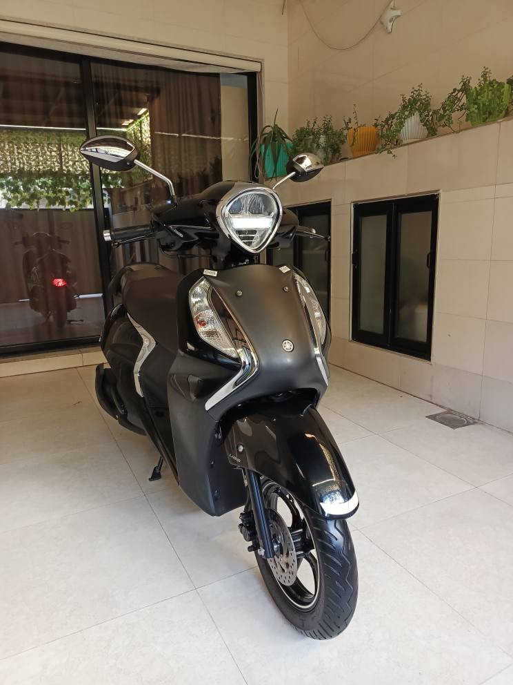 دراجه ياماها 2024.
-ماشيه فقط 2,600KM.
-حجم المكينه 125CC.
-المواصفات:-
-نضامECO اقتصادي
-نضام ABS. 
-الاضائه LED. 
-استاند كهربائي. 
-عداد كيلو متر لدورة الدهن . 
-عداد السرعه الكتروني. 
-كيج البنزين الكتروني. 
-نضام اطفاء ذاتي للترفك لايت. 

-العنوان :- اربيل_فرمانبران.
-رقم الهاتف:-***********. أربيل, العراق
