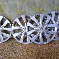 كبات ٤ قطع • مقاس ١٧ • نظيفة