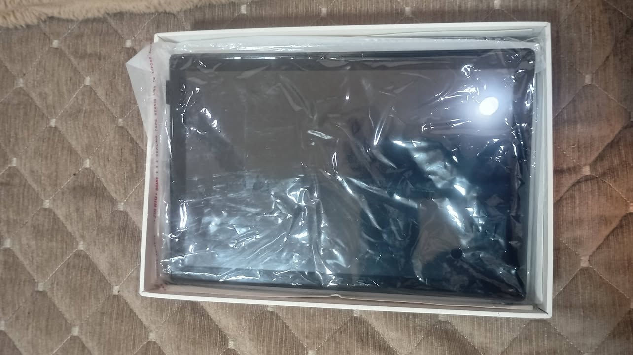 السلام عليكم
ايباد للبيع جديد مامستعمل 
السعر 75 وبي مجال قليل
الرقم *********** بي واتساب
