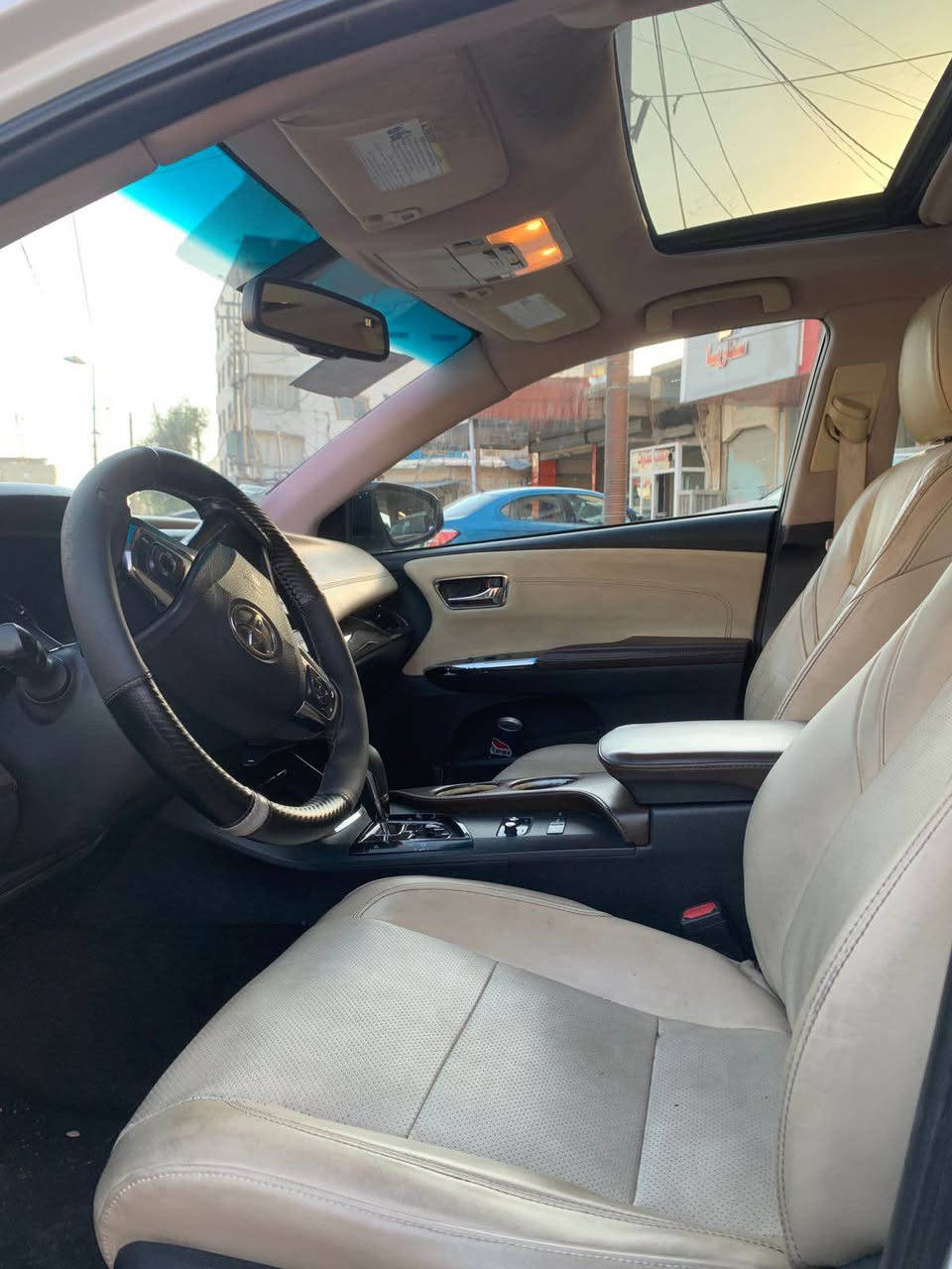 ئەڤەلۆن خلیجی 2015 
مواسفات لیمتید فوول
بێ سبوغ نەرمە تەزرەی هەیە 
ڕۆیشتن 170 km 
مەکینە V6 
ڕەقەم هەولێر  

نرخ :: 218 
تەنها فرۆشتن 
*********** أربيل, العراق
