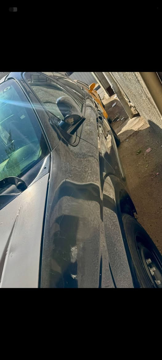 سلام عليكم دوج كرايسلر 2007
رقم بغداد تحويل مباشر
مكينة 3300 وكير خير من الله شلعه ونشاط وترايك وين ميعجبك
بيه قطعه وحده صبغ ولباقي كلير لبنيد جارد ومغلفه مابيه قطره معجون بدون حادث 
صدر امامي 75 % 
لخلفي تمام
كهربائيات كوله شغاله على وضع الشركه لا جطلات ولا ملعوب بيه 
سياره حلوه ومال جني 7 راكب
بلعافيه على الياخذه لان على ايدي وعرف حلالي
تبريد ثلج🥶 قطعه وحده
سعر 78 وبيه مجال رحمه الموتاكم لتعاملني بلتليفون تجي وشوف وتقتنع وتعاملني عليه واني خادمك السعر سهله للطيبين الاستفسار *********** واتساب او خاص مكان لسياره بغداد كراده
