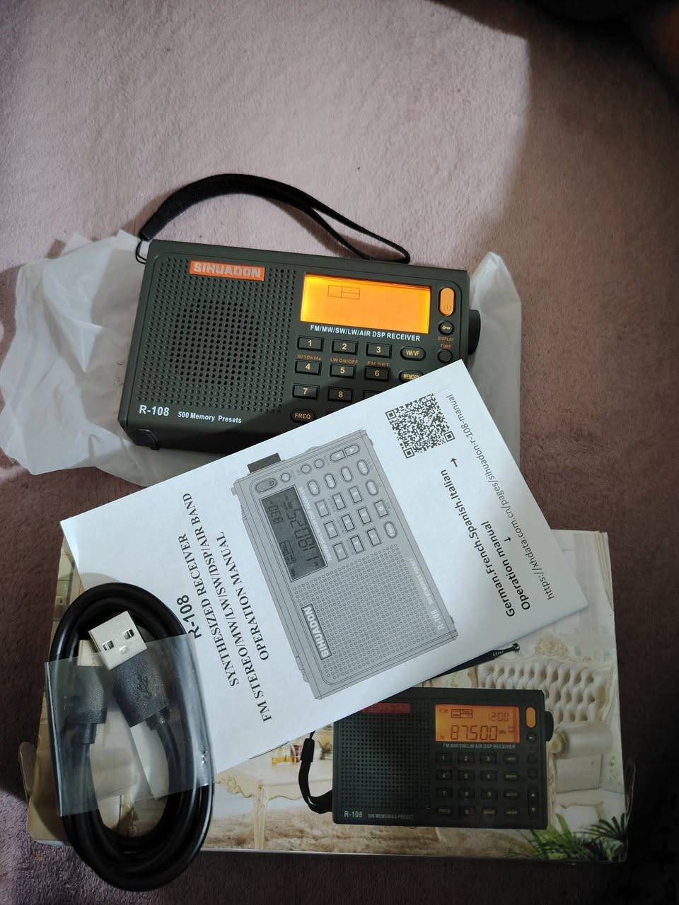 راديو sihuadon r. 108 غير مستعمل شحن تايبسي fm. Mw. Sw. Lw. Air حجم كف اليد السعر 100 الف يوجد توصيل العراق


**إذا كنت صاحب هذا الإعلان وتريد حذفه لأي سبب، رجاءا أرسل رسالة إلى الدعم الفني**