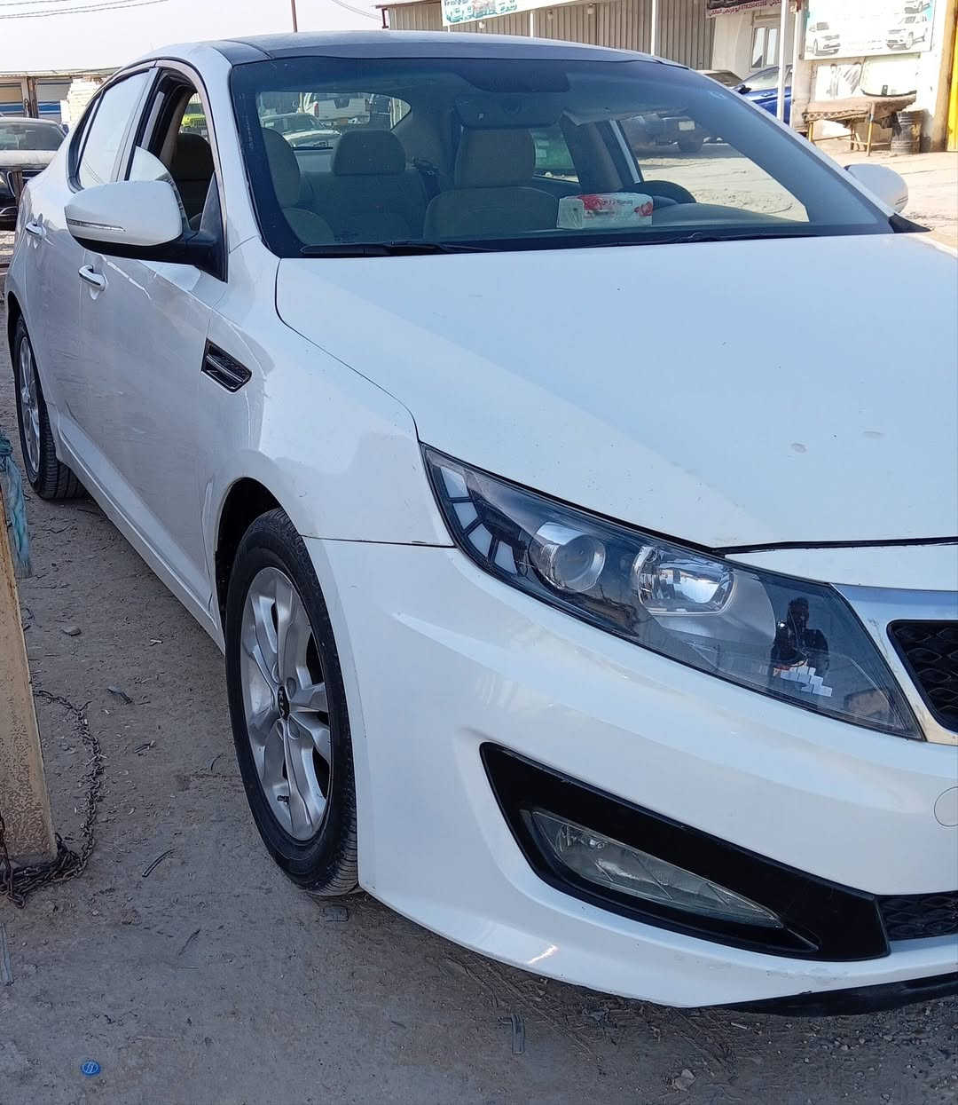 ٢٠١١  قطعتين صبغ فقط بدون دواخل كير مكينه شرط منضومه تبريد جديده منضومه بنزين جديده سياره جاهزه من كلشي رقم دولي وبسمي     مراوس او  بيع عادي  ***********
