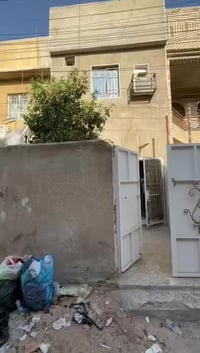 مشتمل ارضي  للايجار منطقة الصليخ ب600 خلف الكوخ يحتوي غرفه نوم وهول وم...