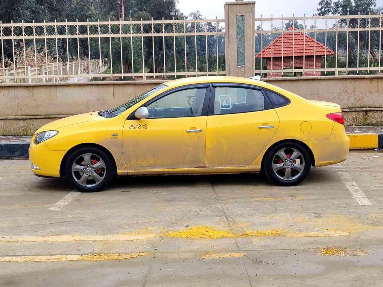 افنتي مقدس تكسي هيه غرمات صفر رقم بغداد نكليزي بسمي تريد وكلا تريد تحويل السيارة  جديدة سعر 110وبيهامجال سيارة بدون ضرار بس بوند امبدل اصلي بيها معجون تلقيط مل تكسي موديل 2007 مكان السيارة موصل حي المثاق ***********&&&***********
