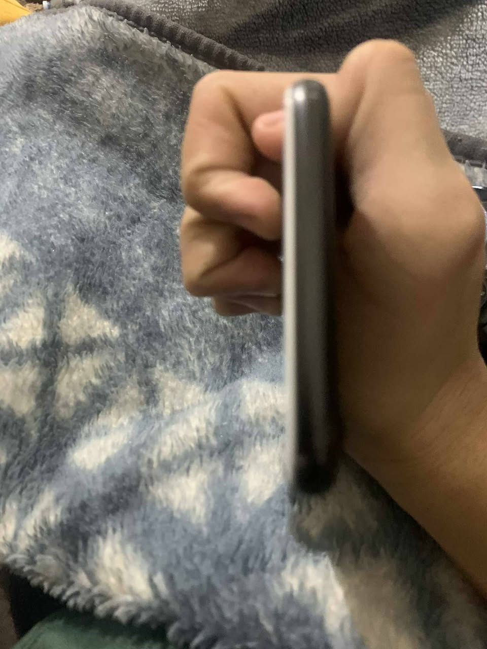 السلام عليكم
تلفون ايفون7 عادي
مغير شاشه
لون اسود
الويفاي خربان
بطاريه اصليه
معو كفر لون ابيض
سماعات ايفون
التواصل على الرقم هاذ 0785307842
ا


**إذا كنت صاحب هذا الإعلان وتريد حذفه لأي سبب، رجاءا أرسل رسالة إلى الدعم الفني**