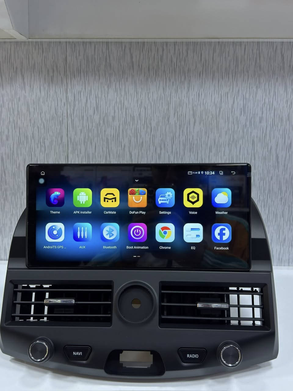 سلام عليكم توفر شاشه + ايطار شكل لكزز النتره مقدس معرض ابو عراق لبيع كافة انواع الشاشات الاندوريد الحديثه 
***********
