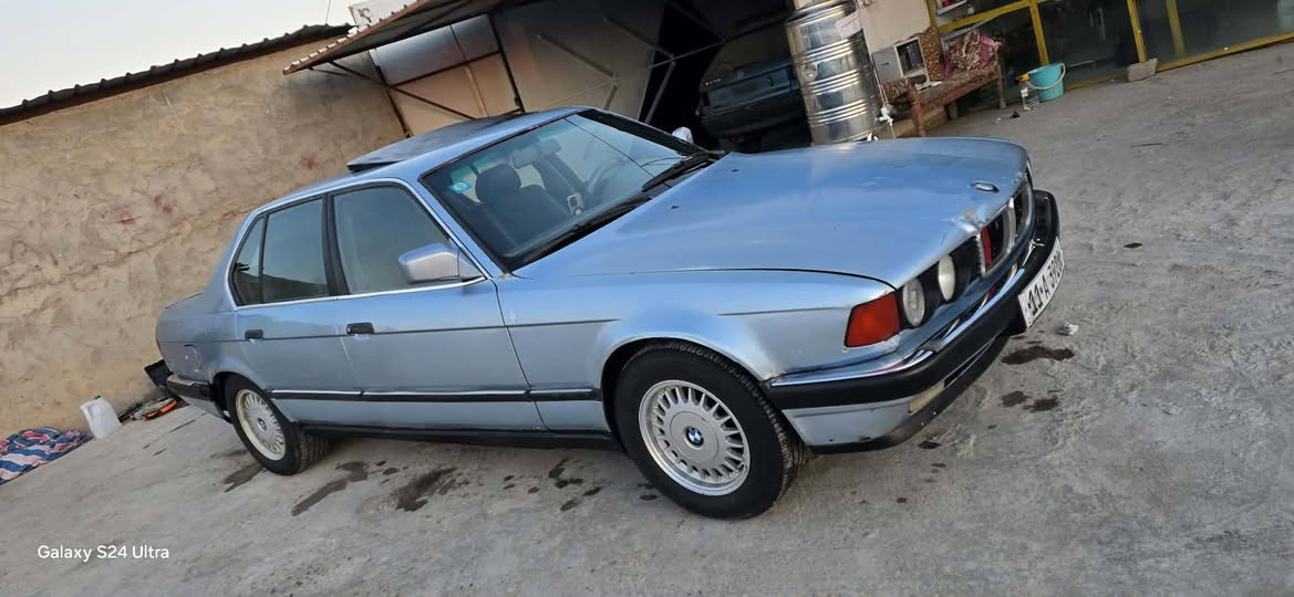 يا الله من رخصت الادمن
بي ام 740 اصل

موديل1992

رقم بغداد

مكينه 8 سلندر 40 

كير تمساح 🐊

حداديه جديده

تخم تاير جديد

تبريد ثلج

دبل اريباك

برده خلفيه

نفاضه صاج قلاب

فتحه شغاله

بجم عريض

رقم بغداد الجديد

السياره شرط التحويل

دواخل نضاف

كهربائيات كله شغاله

السعر 42 وبيه مجال تعال شوف وماقصر وياك

مكاني بابل مركز مدينه

رقم ***********
