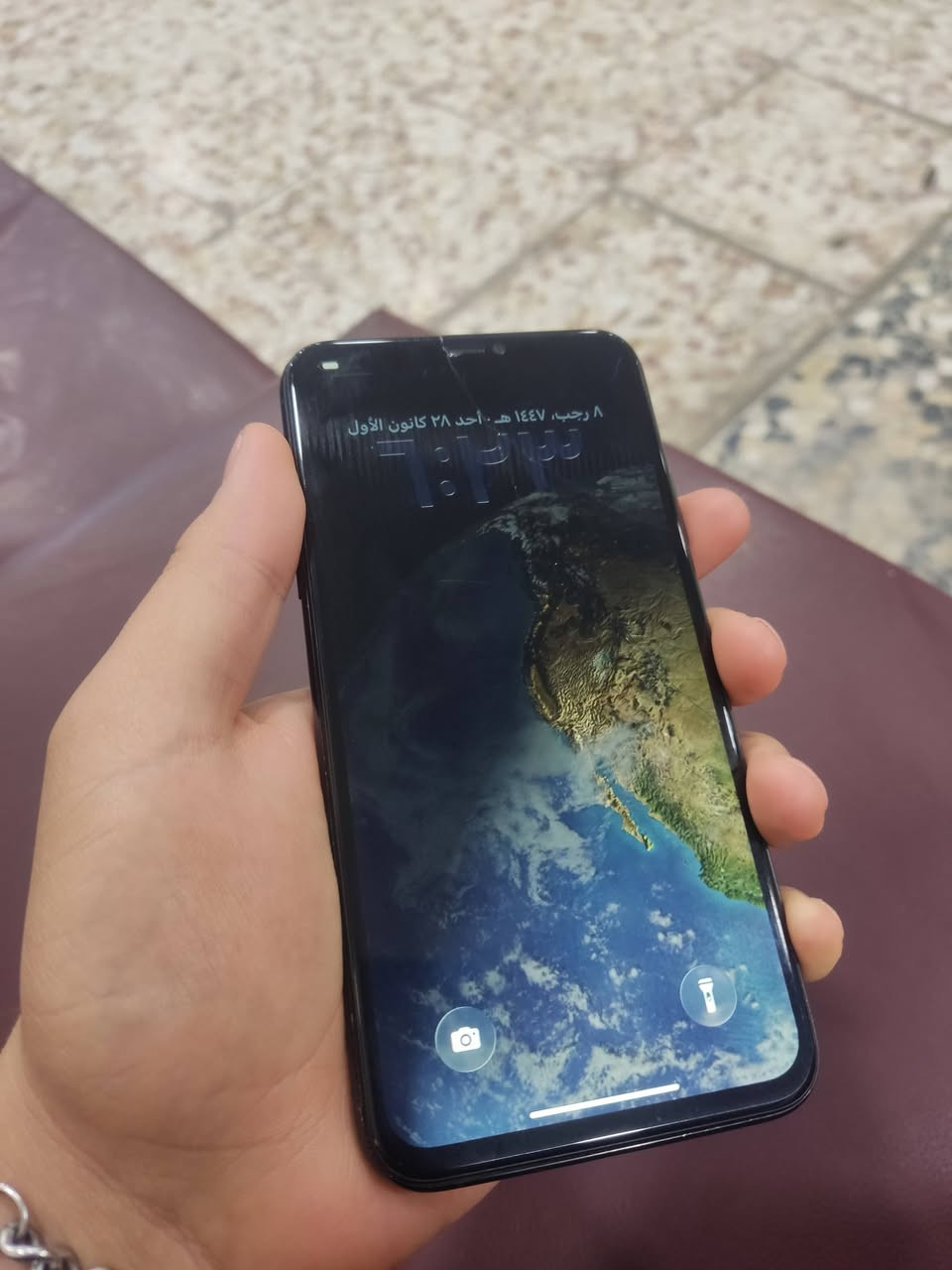 السلام عليكم ايفون ١١ برو ماكس ٢٥٦ مبدل بطارية دبل شريحة فقط الشاشة بي فطر تفاصيل اكثر خاص
