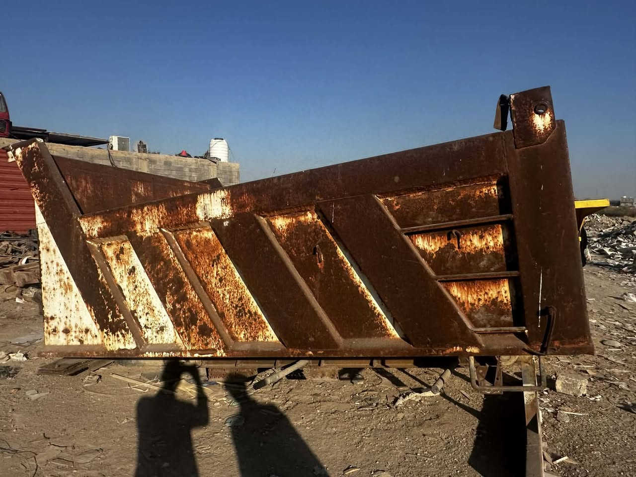 بدي نضيف للبيع ***********
