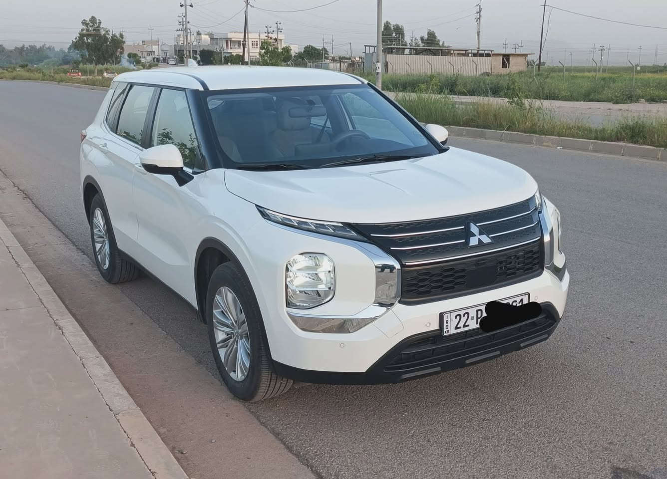 ميتسوبوشي اوتلاندر موديل ٢٠٢٥ خليجية ٥ راكب رقم اربيل ضمان شركة ٣ سنوات او ١٠٠ الف كم  سعر ٢٣٣ ورقه وبيها مجال بسيط ...*********** واتساب
