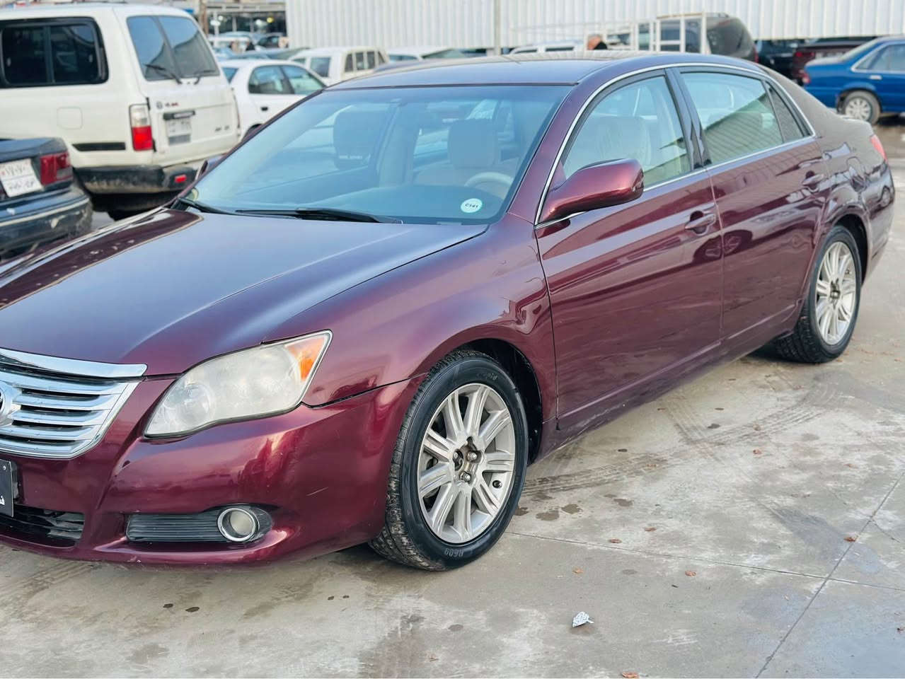 ئەڤەلۆن موس موس 
٢٠٠٩ی ناو زەرد 
گيرو مەکینەی کارەبایی بە شەرت 
سارد و گەرمی مەزبووتە 
دەعم و لێدراوی نیە 
هەمووگیانی بە شەرت 
قفڵی ٦١ گەڵا  
***********
*********** Singapore
