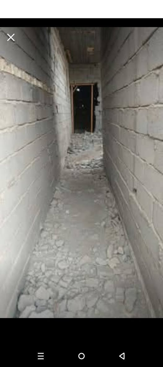 سلام عليكم عندي هيكل للبيع مساحه 100 متر عنوان حي بساتين حي سلام قرب جامع يمام لمهدي 
لستفسار على هاذ رقم 0774 296 1750 الفارس, صلاح الدين
