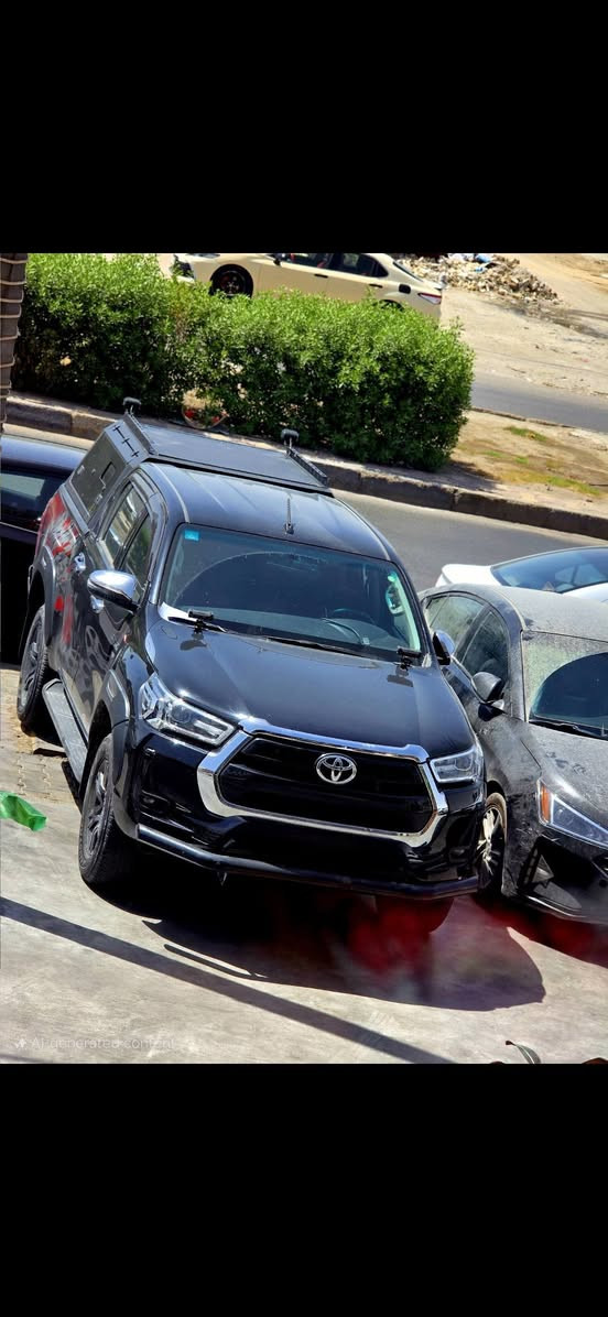 هايلوكس ٢٠٢٢ ساز 
السلام عليكم ماشي ٥٤ الف 
ساز بدون صبغ بدون بارد بيها كم رصعه فقط 
فور ويل 
٦ سلندر 
مانع انزلاق
قفل اكسلات 
كامره 
تبريد كشنات
 حساسات 
ارضيه مغلف جلد 
درع امامي 
هوك خلفي 
نفخات جاملغ
بدون شفقه
كشنات الخلفيه مغلف جلد 
كير مكينه تبريد مملعوب بيها جديده 
سعره (٣٤٠ ) وبي مجال بسيط حك الجيه 
***********
مكانها بغداد الخظراء
