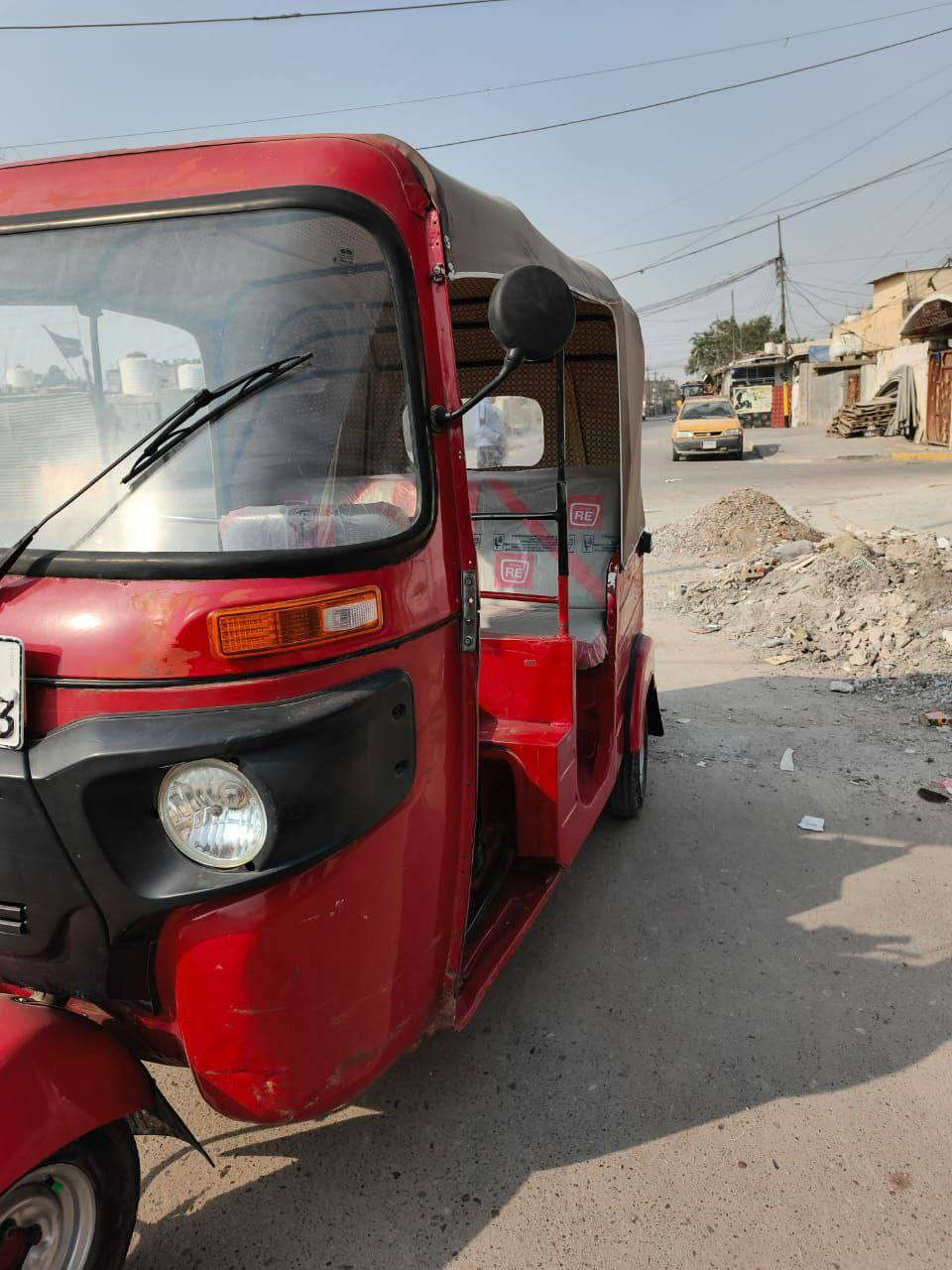 السلام عليكم
تكتك للبيع رقم وسنويه بسمي
مديل ١٨ مابيها معجون
معمره تعمير مال جناي
العنوان جسر ديالى القديم
***********
