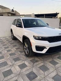 رقم بغداد  السلام عليكم  للبيع فقط جيب 5 راكب 2023 ليمتد  السيارة بدون...