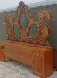 حمرين • سرير • للبيع