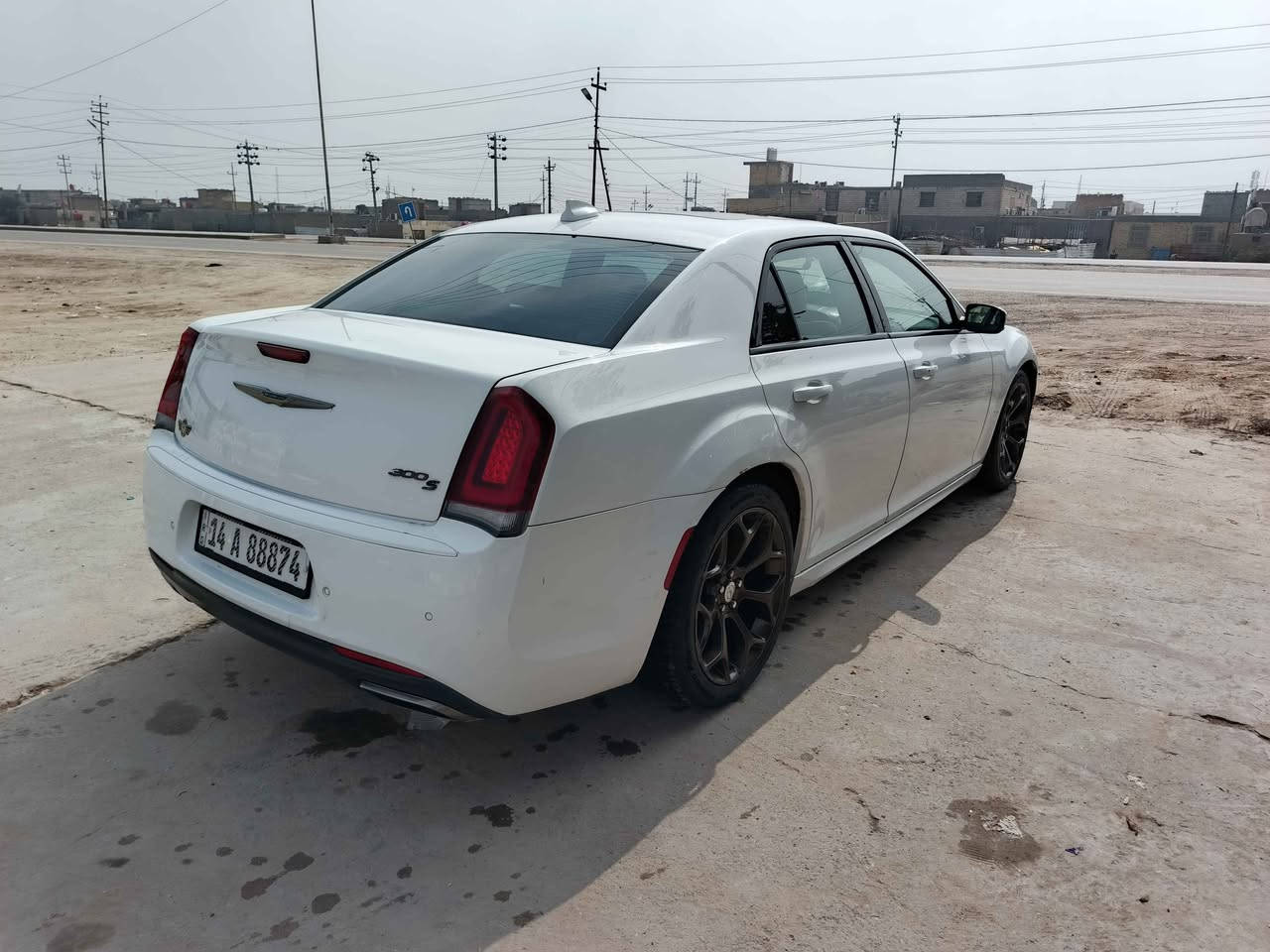 اوباما S gold اعلى مواصفات ال S 
السياره تقرير بيهه باب خلفي كلير 
وبيهه بعض التلحيظات السعر ٢٠٠ وبيهه مجال 
ذي قار الچبايش 
*********** الشيباسيش, ذي قار
