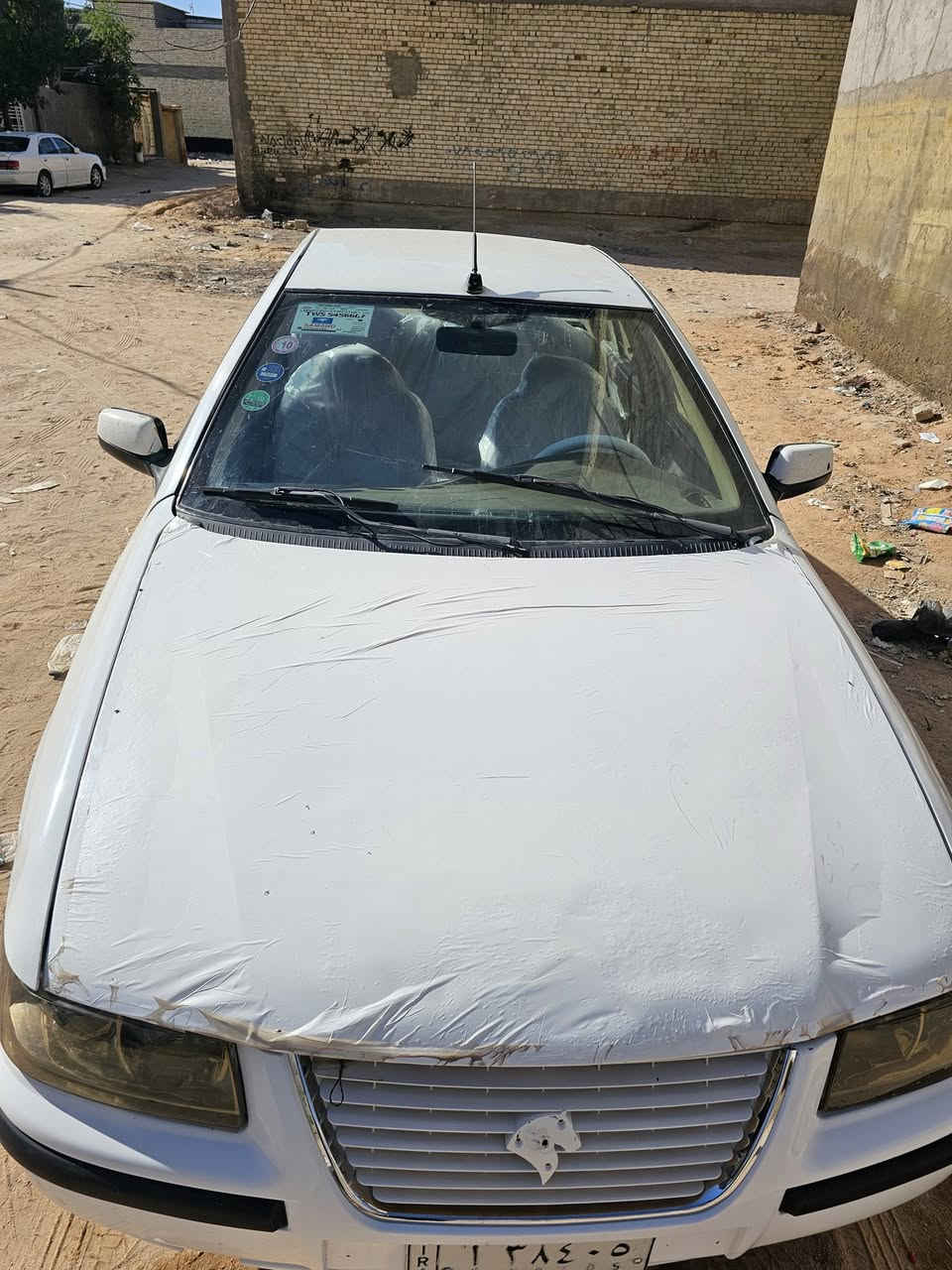 السلام عليكم سمند موديل 11 
سياره جاهزه كهربائيات تخم تاير حداديه 
كير ومحرك خير من الله 
سنويه ل 27  راعيها موجود متواصل وياه 
دواخل حلوه  شوفت عينك مكان السياره النجف الاشرف
السعر 36 وبيها مجال  ***********
