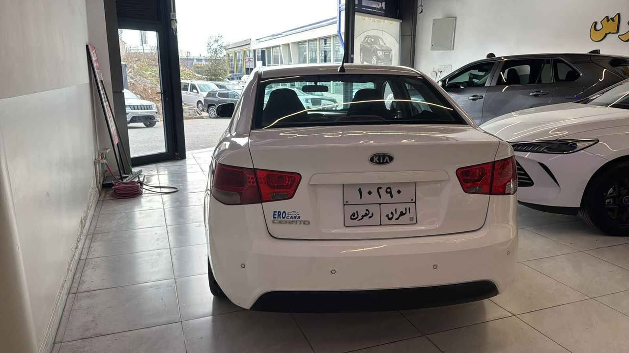 كيا سيراتو 2012 لون ابيض قطعه صبغ مكينه وكير مكفولين سعر 107 ومجال ***********.       *********** دهوك, العراق
