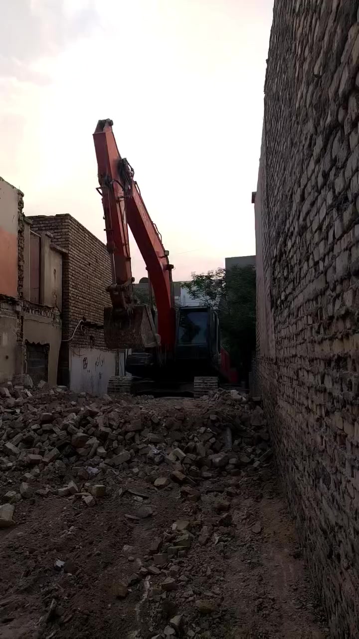 ⛔ (. لسنا الوحيدين ولكننا الأفضل.  ) $

كادر جاهز لتفليش البيوت القديمة🏡 ورفع الأنقاض
وتسليم ارض جاهزة للبناء الحديث بأسعار مناسبة

***********. ☎️
