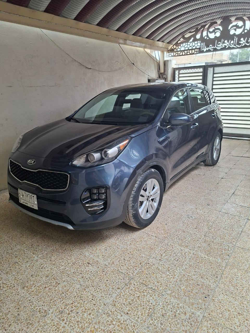 كيا مويدل2018 وارد أمريكي ماشيه 80 الف رقم بغداد مشروع وطني تحويل ثاني يوم ليبل واحد صبغ صفحه السايق بباب وجاملغ أثر جراد فقط حادثها بخشم البنيد ومصبوغ فقط وبدون دواخل السياره جديده جدآ سعرها ب140 وبيهه مجال بسيط للشراي مكاني بغداد حي التراث قرب تقاطع درويش ***********
