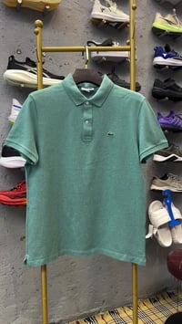 مقاس L • ملابس