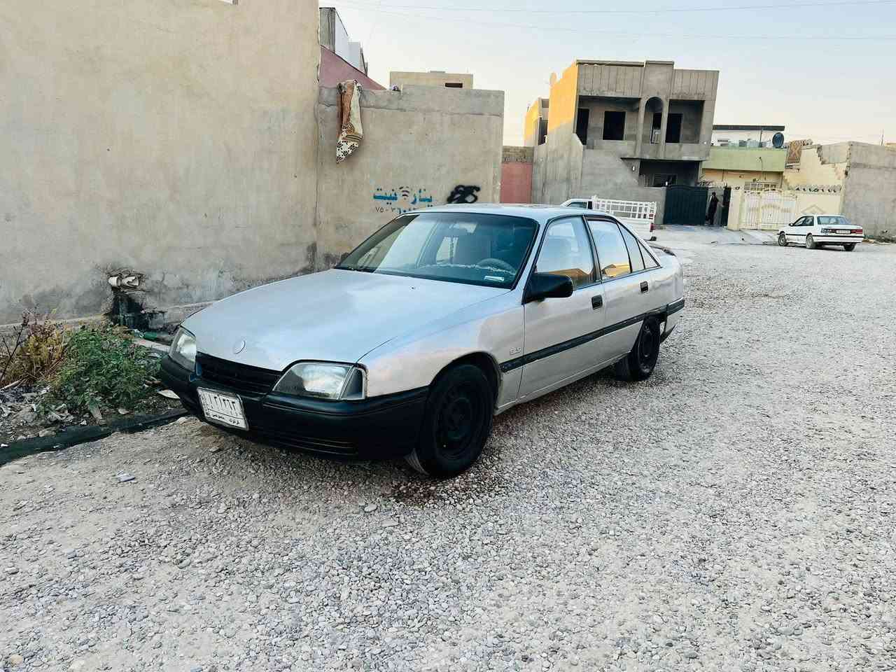 سلام علیکم
‏ للبیع و   مراوس
سعر ۲۷ و بی منال
‏اومیگا مودیل ٨۹ محدث ۹۱ 
‏گیر اوتوماتیك 
‏محرك ۲۰ بیلاد 
‏گیر و محرك اکسل شرط 
‏جاملغ واحد بی ضربە 
‏صبغ عام لل جمالیە 
‏رقم کرکوك سنوی عضم عاج 
‏مشروع وطنی شرط تحویل وکالە 
صقف سلاید
‏دفتر بانزین موجود 
‏ تخم تایر جدید باتری جدید
‏لایت زینون 
‏دهن گیر و محرك جدید بدلتە 
‏سیارە بدون مصروف 
‏
‏عنوان کرکوك 
‏*********** رقم بی واتسئاب
‏
