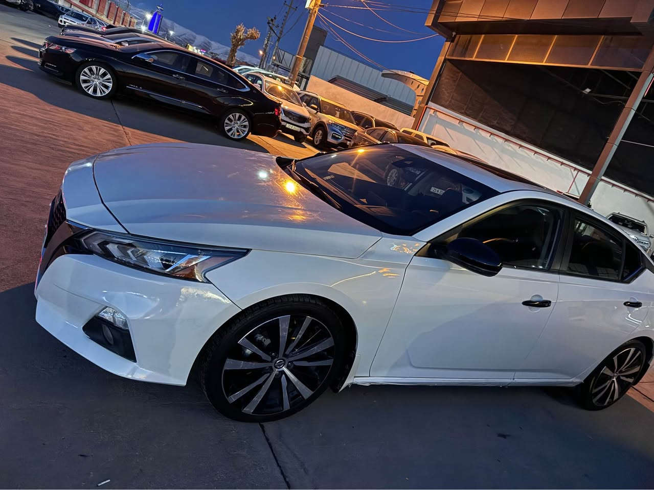 التیما ٢٠٢١ sr پڵەس قەپات قەپات مواسفات تەنها ٣٥ مایل ڕۆشتووە 
خەتی جادە
پشتە پێش ڕادار ئستۆپ
کوشن کارەبا
شاشە گەورە
داشبۆرد لید
کوشن هیتەر دوو مۆد
تەنها بۆنیت بۆیاخە بێ ناو گرتن 
ڕەقم شانصی داناوە
شوێن سلێمانی
***********

1N4BL4CV0MN414361 السليمانية, العراق
