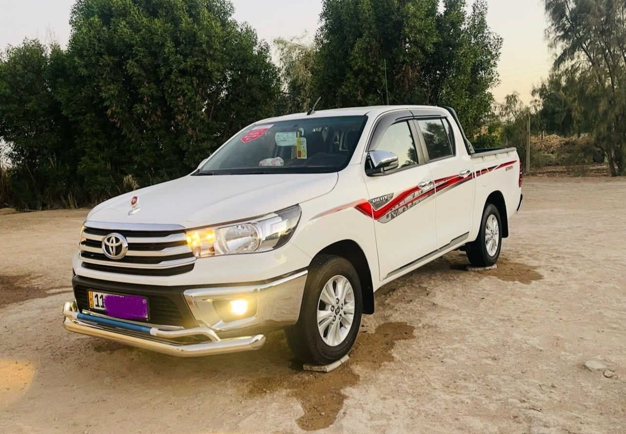 سلام عليكم سيارة للبيع بيكم فلاونزه 2025ساز فول موصفات 1/1 كير اوتماتيك  تبريد قطعتين مري شفط بصمه مثبت سرعه رقم بغداد دولي بسمي سنويه 2030 ماشيه 32
السعر 310وبيها مجال مكاني ديوانيه 
رقم الاتصال ***********
