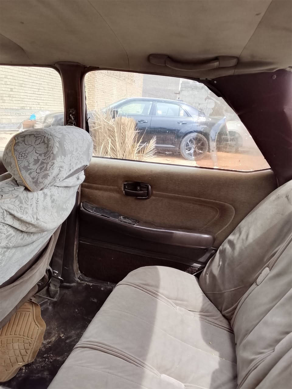 السلام عليكم 
مارك فلات 93 
محرك وكير مكفول
سنتر لوك شغال
تبريد شغال
كهربائيات شغال
مكان السياره في كربلاء
والمالك سكن كربلاء
رقم بغداد اكاتبك مع المالك مباشر
وباقي التفاصيل معروضه في الصور
السعر  40 ورقه
***********
