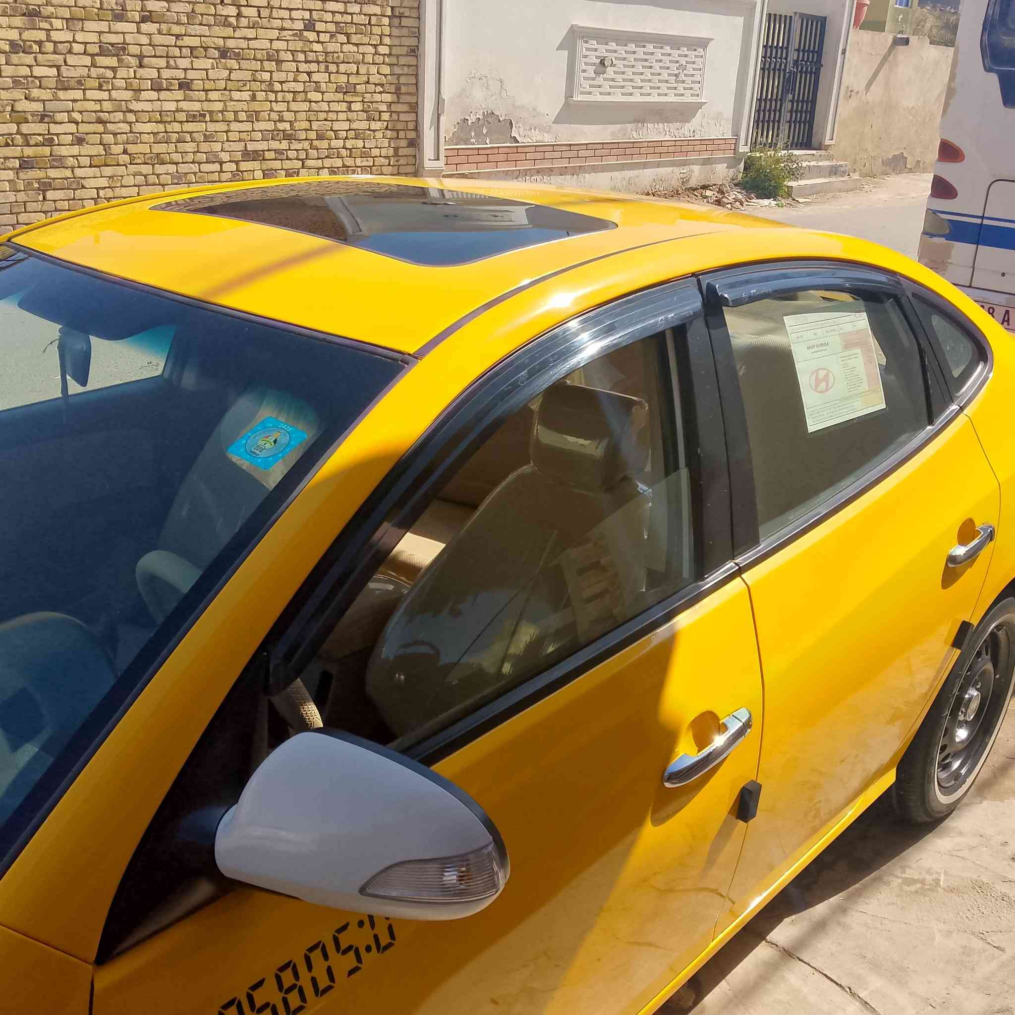 سلام عليكم سيارة الانترا 2011 للبيع سيارة حلوة ونظيفة ما شاء الله لللاستفسار اتصل على رقم صاحب السيارة *********** 

( اني مجرد وسيط )
