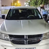 جورني موديل 2013ممبدل بيها اي شي تخم تاير سيارة ناعمه ومرتبه محرك2400 ...