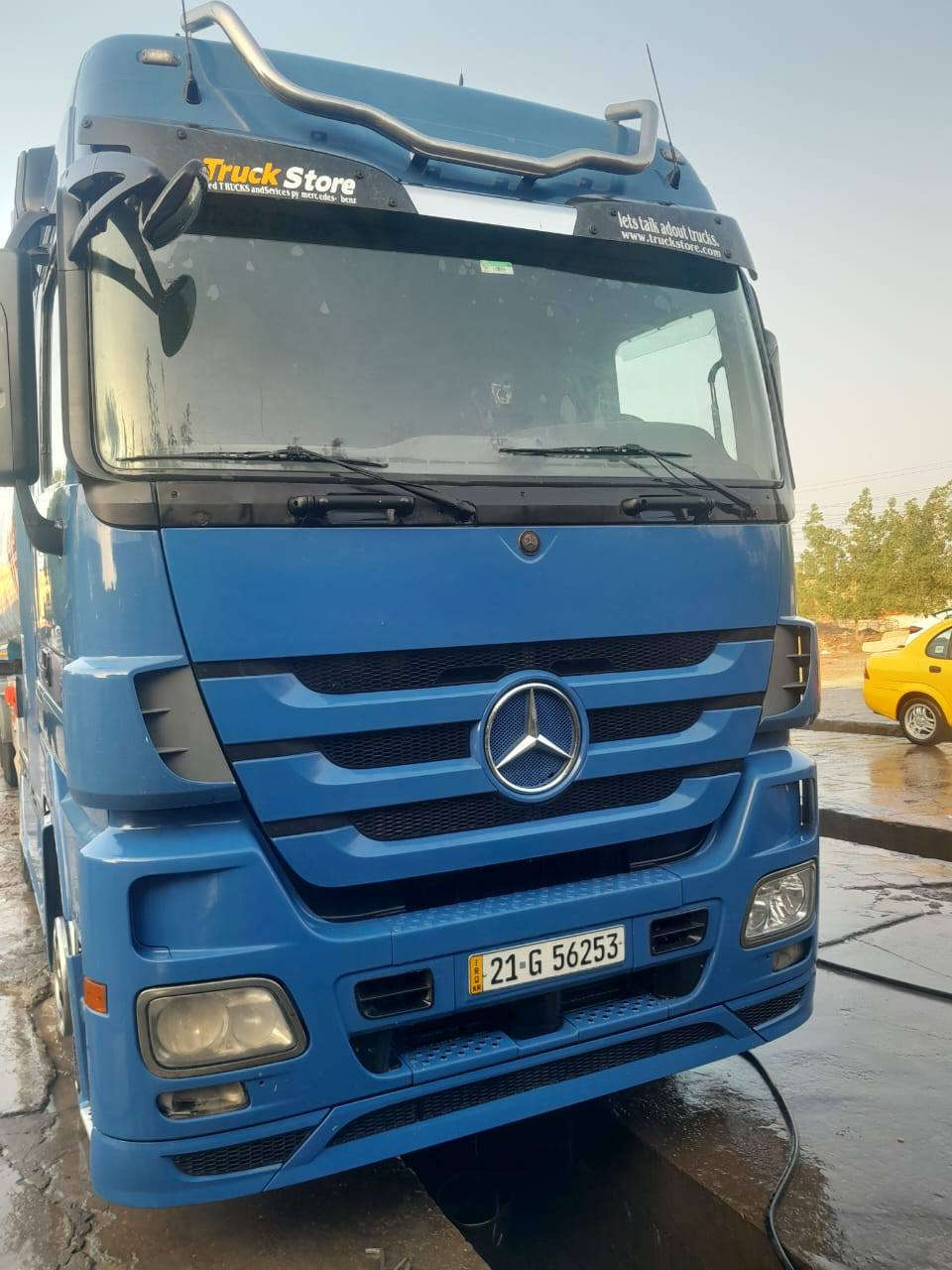 اكتروس للبيع موديل ٢٠٠٣ رقم سليمانيه تحويل باسم المشتري كامل الموصفات تبريد خزن حجم ١٨، ٤٦ هاتف ***********
