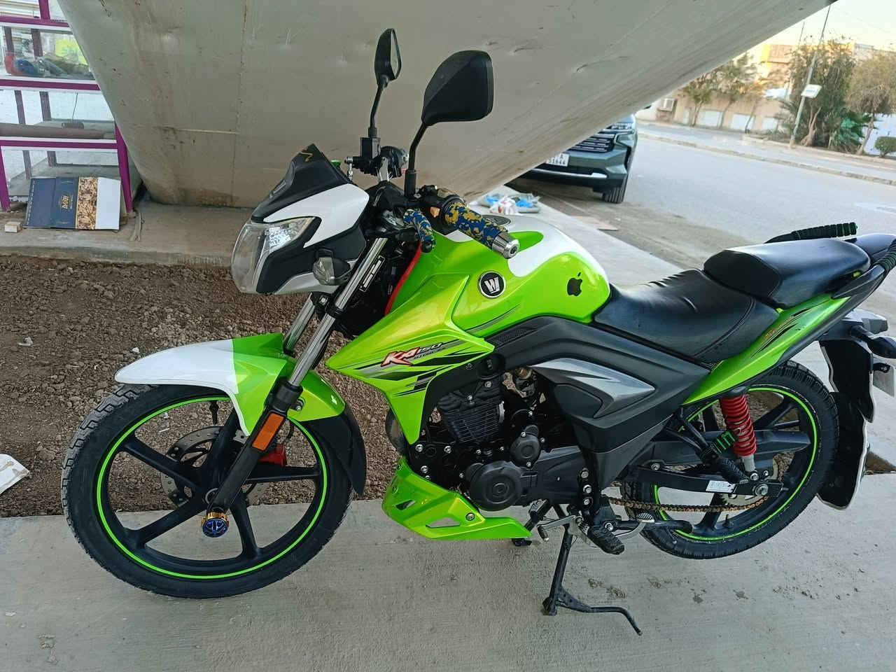 السلام عليكم 
 هاوجي بطح موديل 21 مكمرك كامل بس تسجل 
دراجه نضيفه مرتبه خير من الله 
ماشي 30 
تجي تفحص بيدك تدلل 
السعر 1.950 بي مجال حك الجيه 
مكان عنه 
***********
