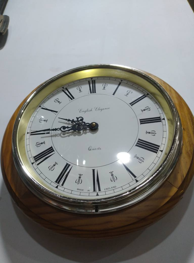 ساعة جدارية انكليزي بطارية وسط


**إذا كنت صاحب هذا الإعلان وتريد حذفه لأي سبب، رجاءا أرسل رسالة إلى الدعم الفني**