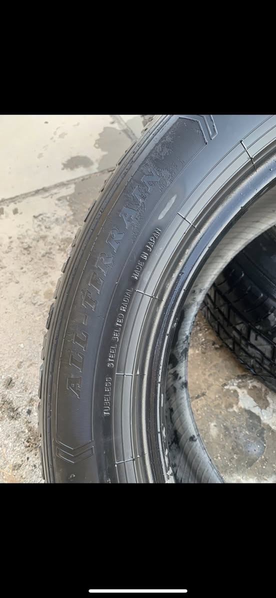 السلام عليكم للبيع أطارت ٣ مال جكسارة يابانية دنلوب ١ مال سبورتج ٢٠٢٤ مكاني بغداد حي الحسين 
قيم ب اليرضي الله واخذهن
***********
