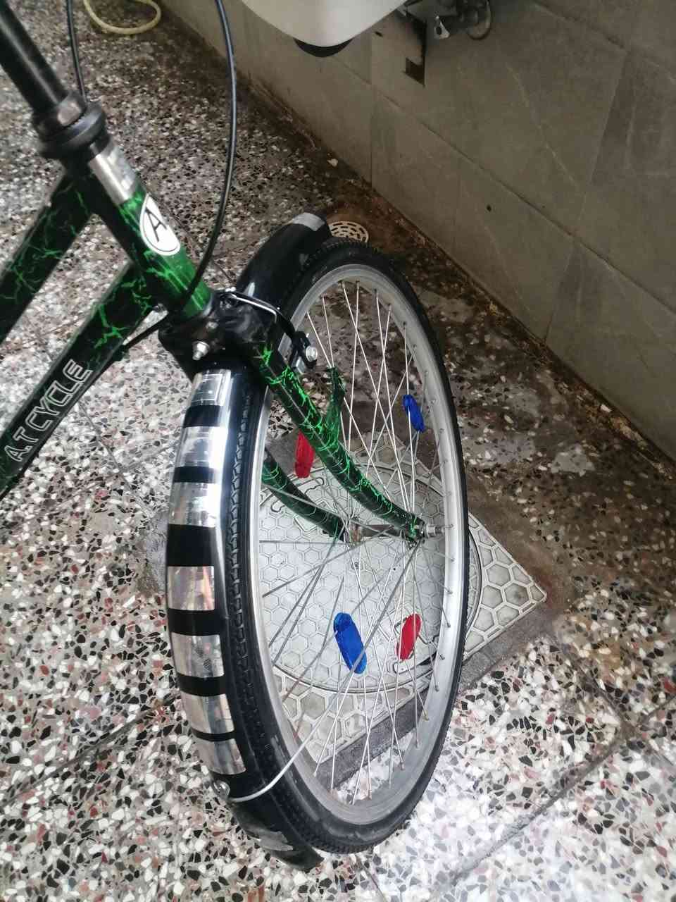 بايسكل للبيع بناتي الاستفسار  الاتصال على هذا الرقم*********** السعر 85 وبمجال
