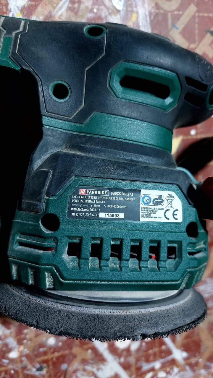 جهاز سنفرة   بدون بطارية
اصلي بارك سايد الالماني 

نضيف جدا. ..وشغال  

قرص دائري 

السعر 20 الف وتوصيل مجاني 

***********
