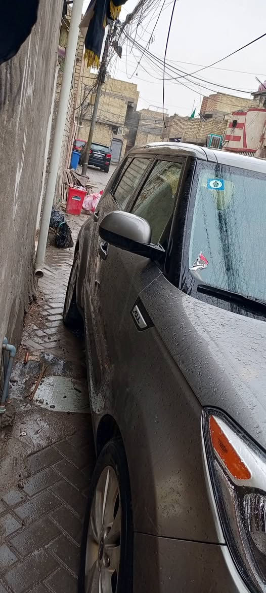 صور صور موديل 16 ماكينه 2000 جي تي اي ضربتها من الخلف وارد امريكي وبنيد مبدل  الماكينه مفتوحه رقم بغداد سنويه 29 العنوان بغداد ام الكبر والغزلان رقم موبايل *********** السعر شده
