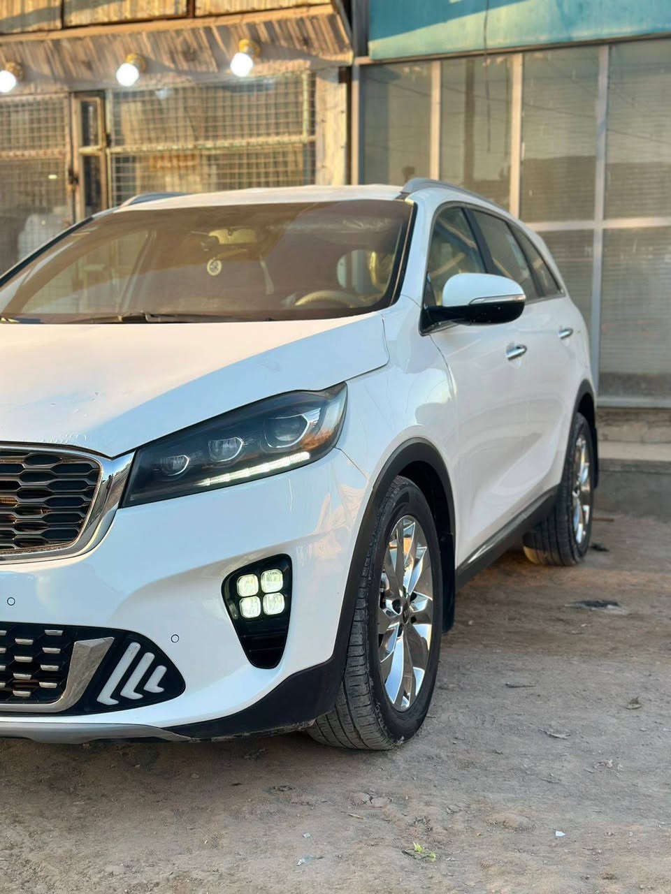 سورنتو مديل 2019  شكل 20 دبل شباك سياره كارتون ع وضع شركه جديده محافضه ع نضافته مطلعيه زيروي ع ادينه رقم نجف بسمي
مداور ثاني يوم مكاني نجف الاشرف الكوفه فول عده بنرامه دبل كرسي كهرباء 3 قطع تبريد فول بطن سعر 245 مع مجال الشراي الاستفسار اكثر *********** ما متواجد ع فيس اتصل وخادم
