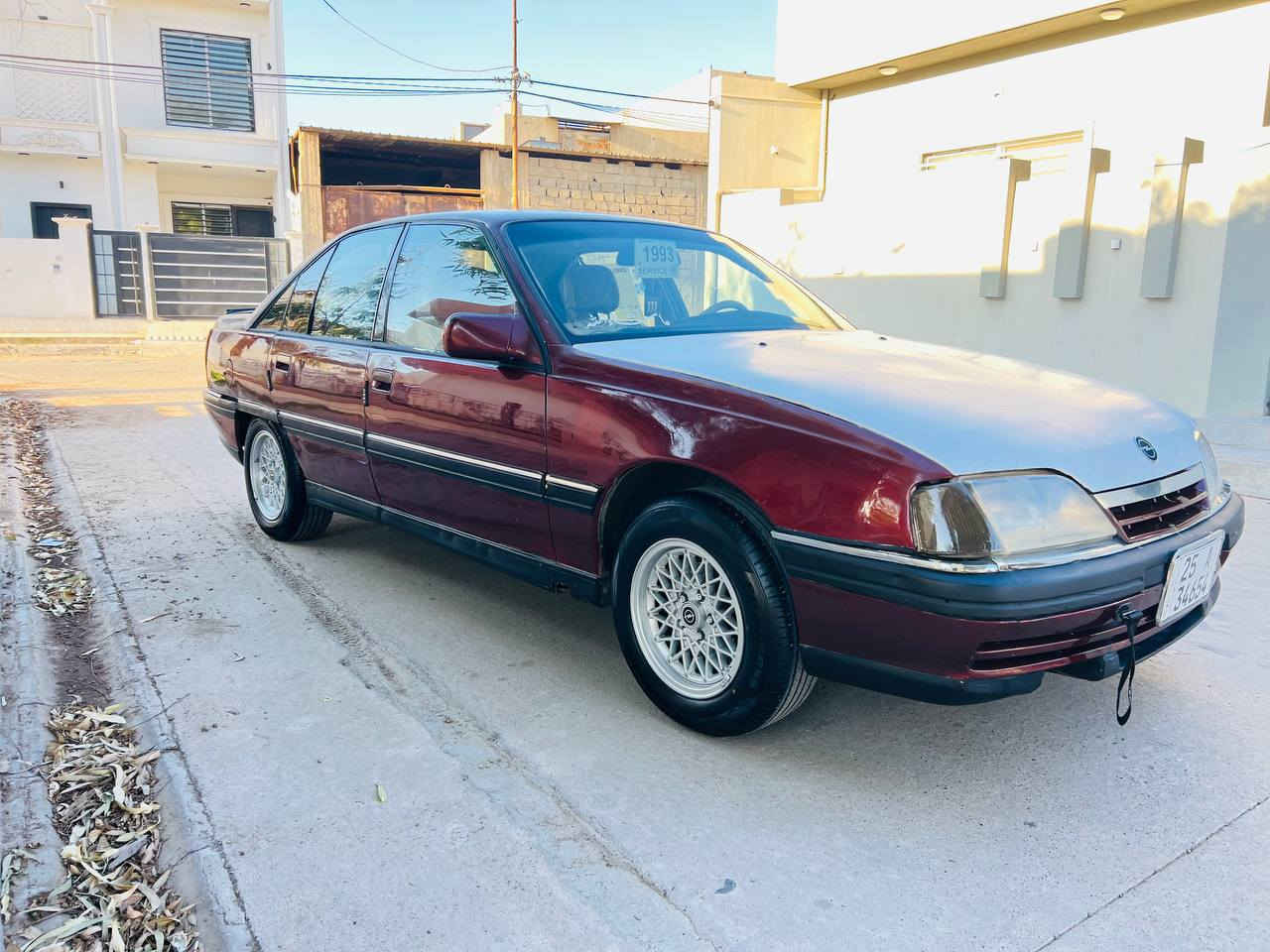 سلام عليكم اوميگا 1992 حجم 20 فول اوتوماتيك 
عدا سلايت  
اربعة جام كهرباء 
داخل بيجي مميز
منظومة تبريد جاهزه نقص كمبريسر فقط 
گير ومحرك شرط ترايك للبصره 
سياره حلوه وجاهزة وبالواقع احلى من الصوره  
رقم وسنوية مشروع وطني جديد لحد 2030 شرط التحويل بي كوبون بنزين جاهز 
سيارة حزام صبغ للجمالية بدون ضرر 
سعر 46 وبي مجال 
رقم : *********** بي واتساب
