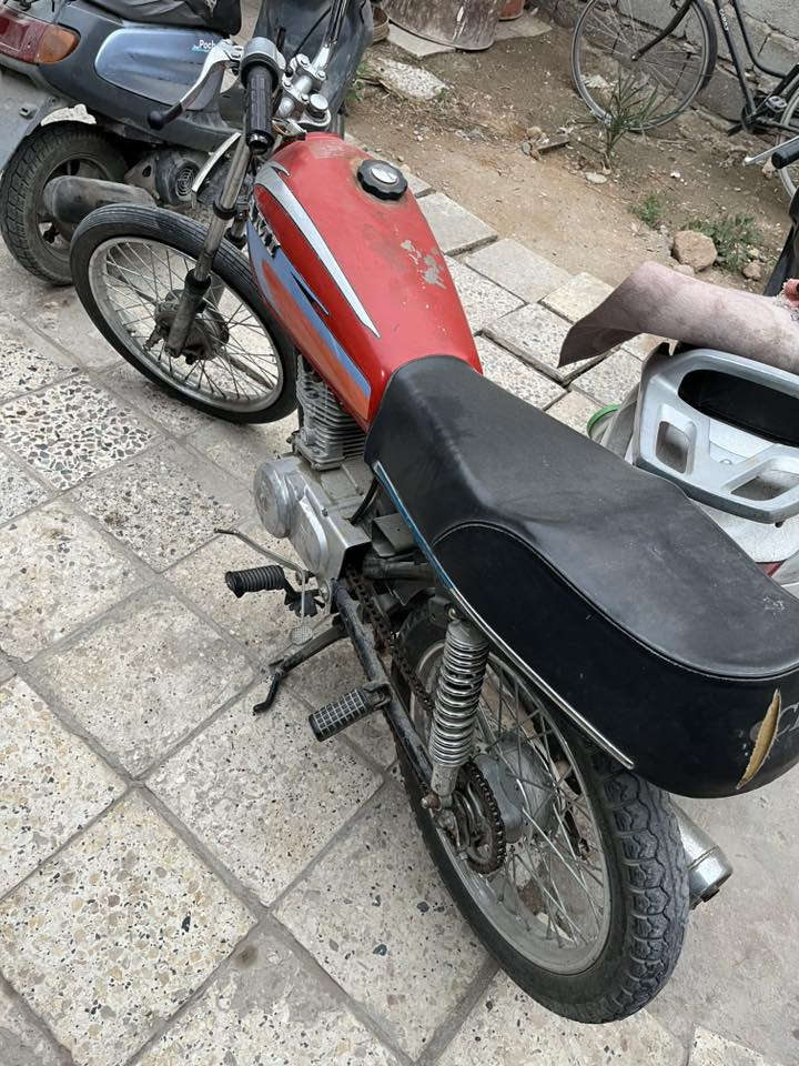 نامه ٢٢ كلك للبيع تحتاج تريبات بسيطه وبيه التاير الامامي بنجر السعر ٣٢٥ المكان كربلاء 
*********** فقط اتصال او واتساب
