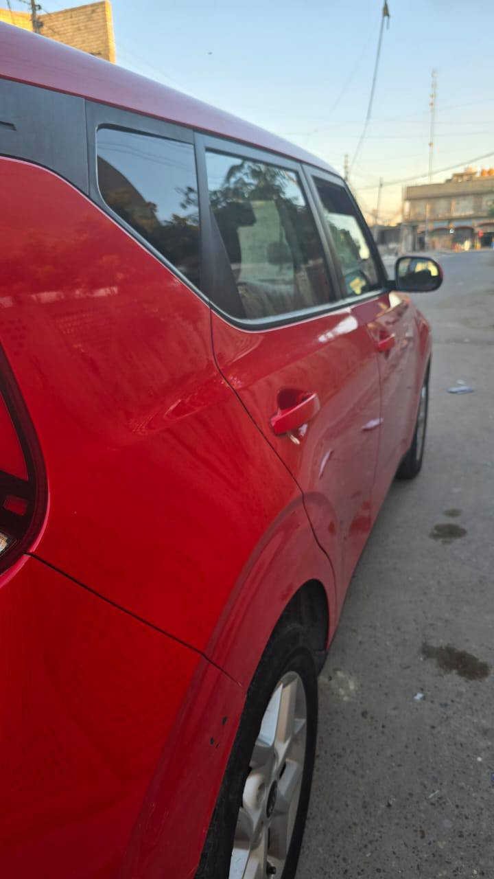 سلام عليكم كية  صول  موديل 2021وارد امريكي سيارة نضيفة وجديدة ماشية 18 ألف بسمي السيارة عنواني جسر ديالى القديم ‏‪***********‬‏
