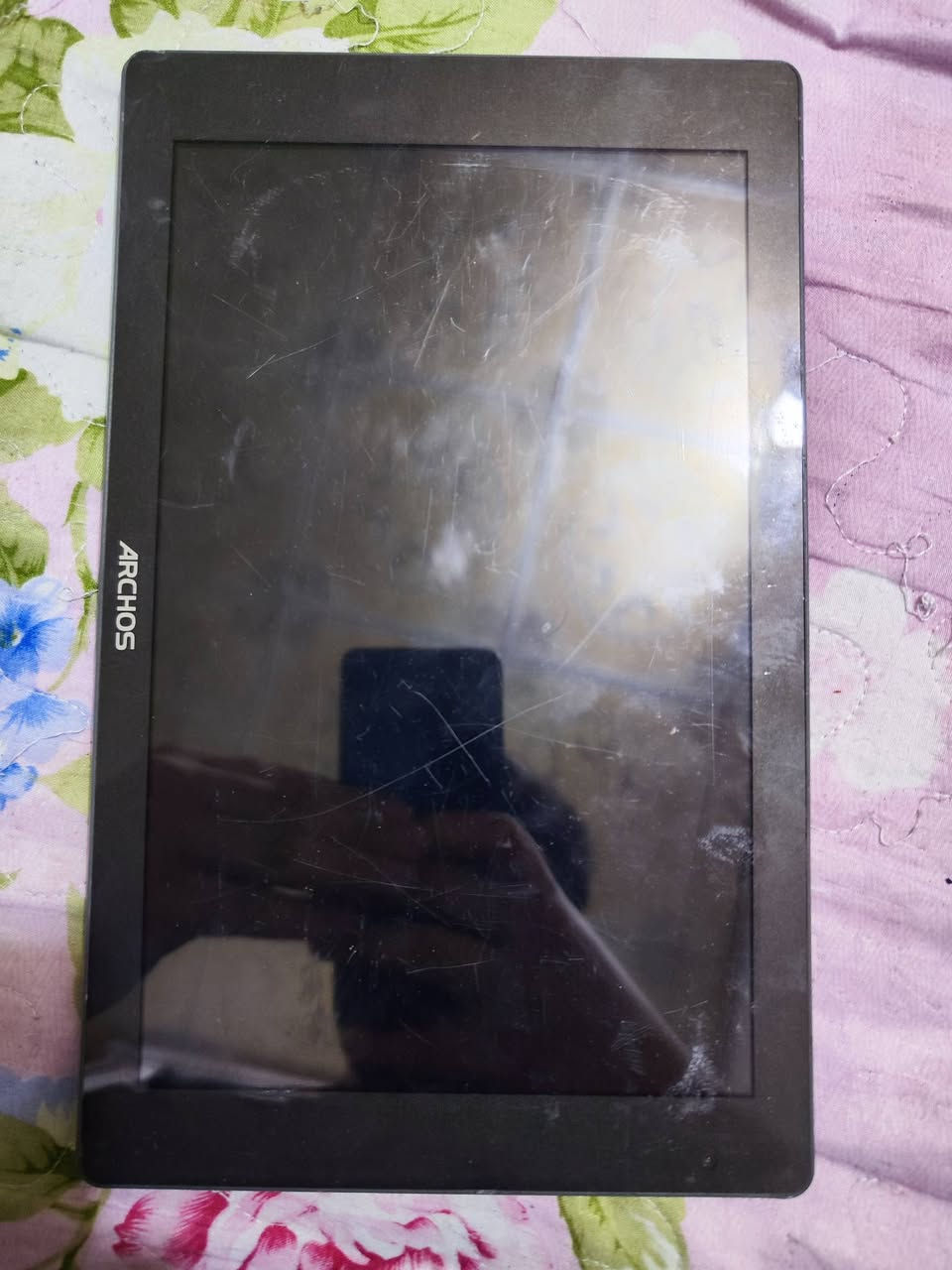 السلام عليكم ٣ اجهزه للبيع او مراوس اقره تفاصيلهن 
1-تابChuwi Hi10 X جان شغال بس طفه ما جاي ياخذ شحن مدري ليش ابيعه هيج 
2-ايباد Oxygen 101 S ذاكره ١٢٨ خربت قاعده الشحن وعفته جان شغال 
3-سوني اكسبيريا Z3الجهاز مواصفات قويه ومعالج قوي كامرات احترافيه بس نقص بطاريه ما حصلتله للعلم شغال جان 
كلهن للبيع او مراوس بجهاز مكاني قبله وعندي توصيل


**إذا كنت صاحب هذا الإعلان وتريد حذفه لأي سبب، رجاءا أرسل رسالة إلى الدعم الفني**