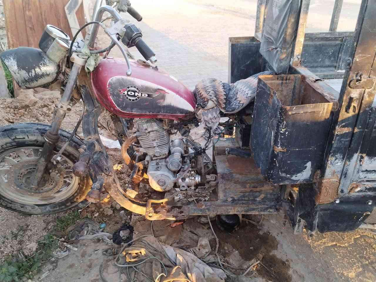 السلام عليكم ستوته كلك شغاله ايع كوم حديد مكينه تبخر وشاصيها بي خياس جوه دوسه الكير مكاني نجف التواصل ***********
