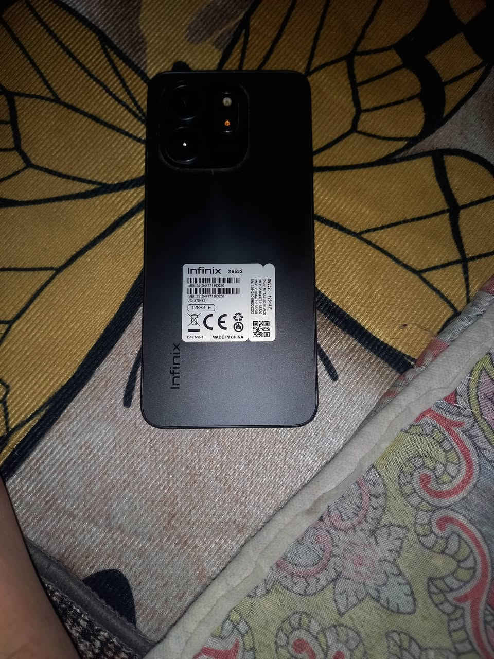 سلام عليكم جهاز نضيف جدا السعر ١٠٠ العنوان بغداد مدينه الصدر ***********
